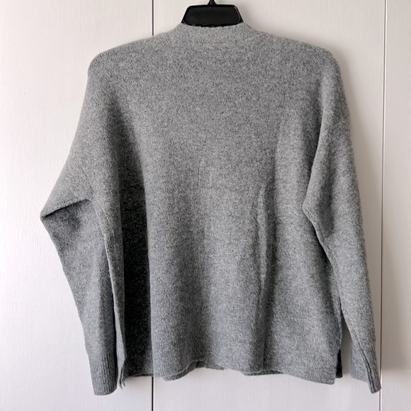 NWT LOFT Cardigan - light/med gray, button front Sz XL - Picture 3 of 4